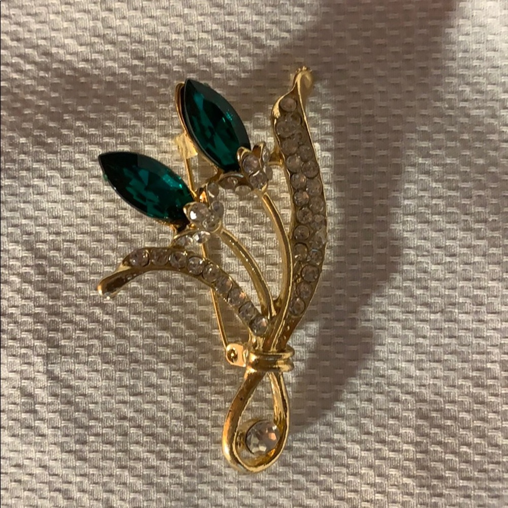 Brooch 2/$10